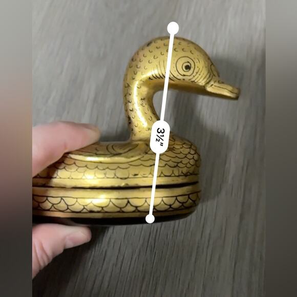 Vintage Black & Gold Gilt Duck/Goose Lacquer Trinket Box 4" W x 3.5" H - Picture 6 of 6